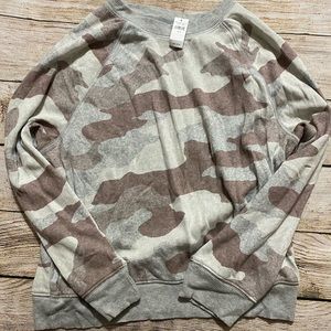 NWT Aerie Camo Sweatshirt